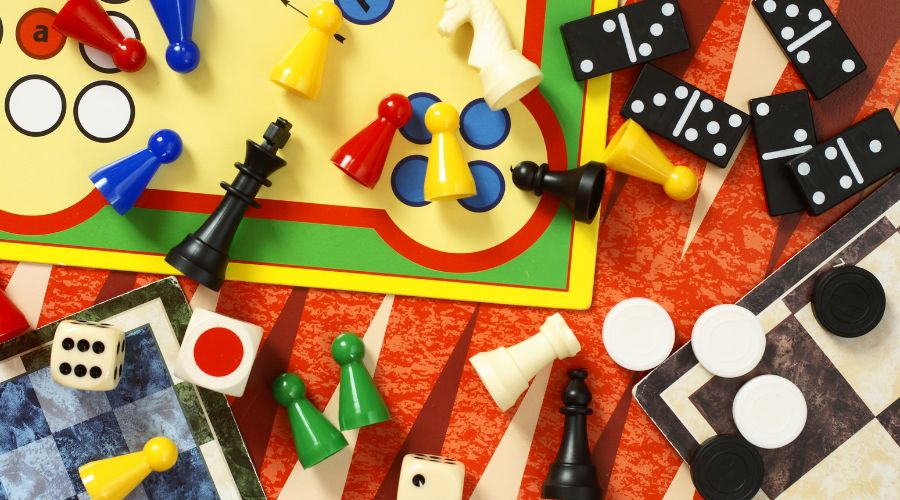 How to pack board games for moving
